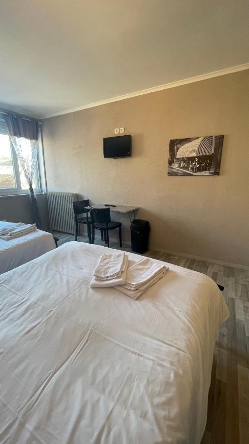 L'Excess Hotel Виерзон Екстериор снимка