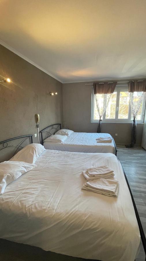 L'Excess Hotel Виерзон Екстериор снимка