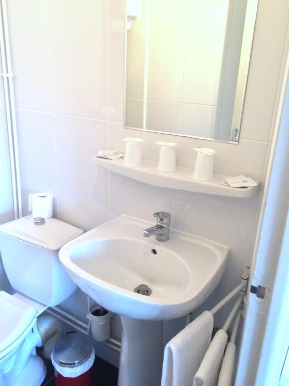 L'Excess Hotel Виерзон Екстериор снимка