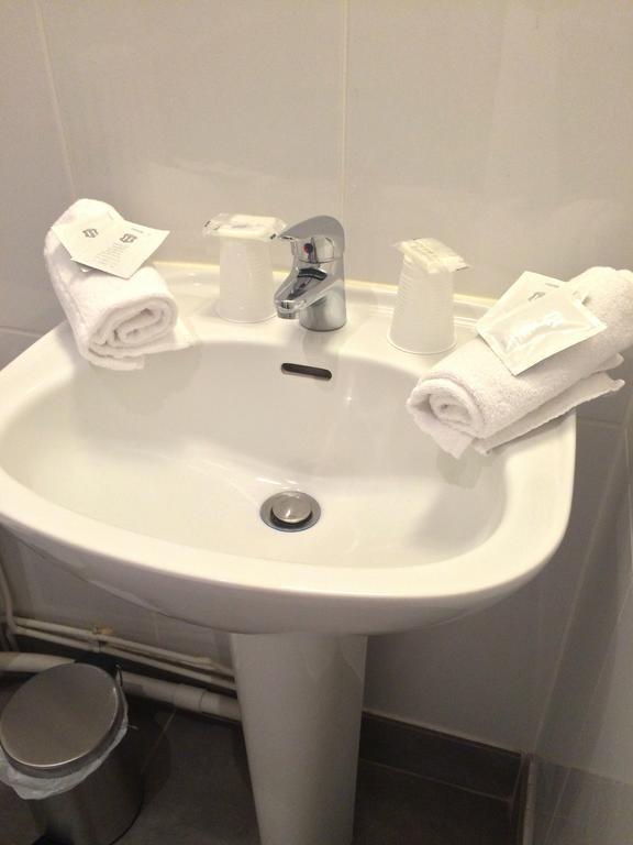 L'Excess Hotel Виерзон Екстериор снимка